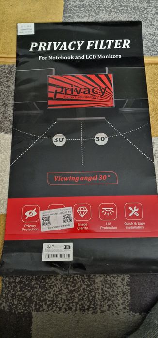Filtru de confidențialitate pentru laptopuri și monitoare LCD