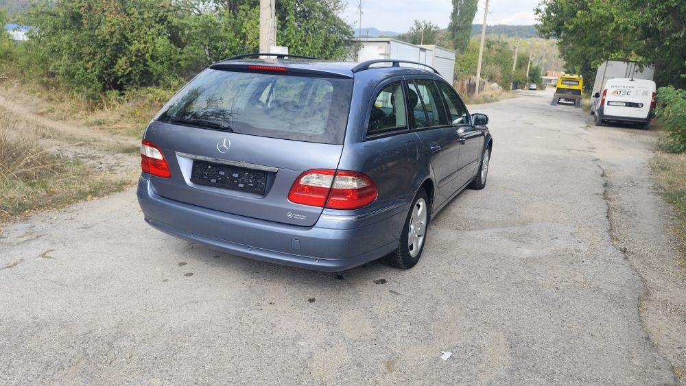На части E320 4matic  бензин автомат 2004г 224кс