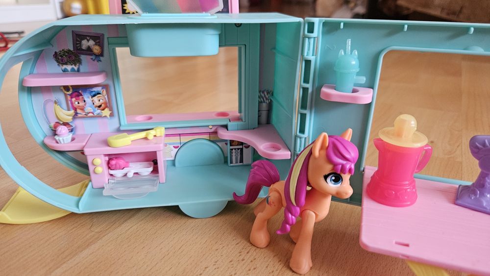 My Little Pony, Rulota de Smoothie a lui Sunny Starscount Hasbro