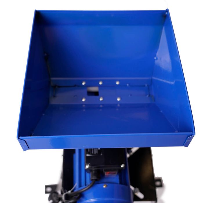 Фуражомелка Ярмомелка 3.5kW със стойка и 4 бр. сита ТАЙГА