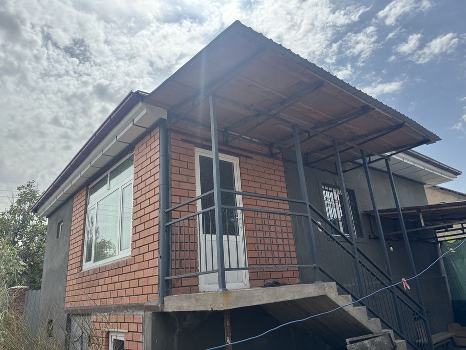 Дача Азадбаш ширин олма боги 6 соток