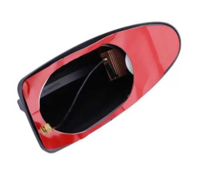 Продавам Антена за кола "Amio" тип перка на акула.