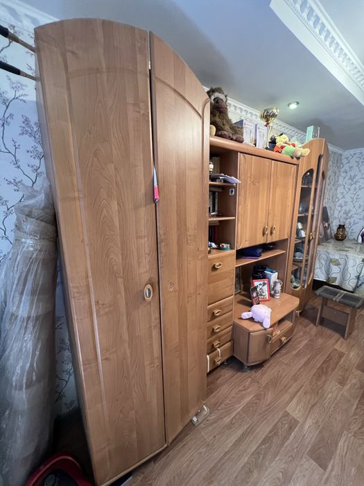 Шкаф-стенка для одежды