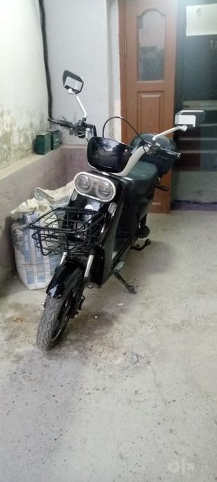 Elektro skuter, moped