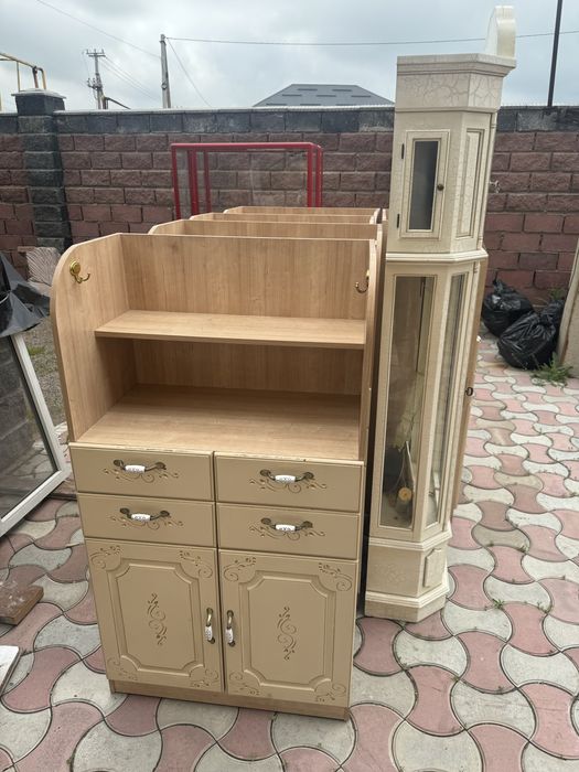 Продам двери окна стейшины цветы