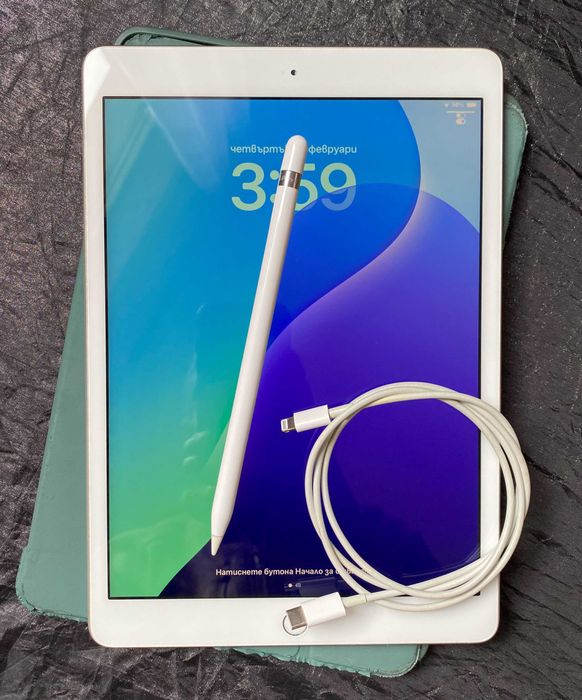 Apple iPad 7th gen (128GB, Silver) + Apple Pencil 1 + Подарък калъф