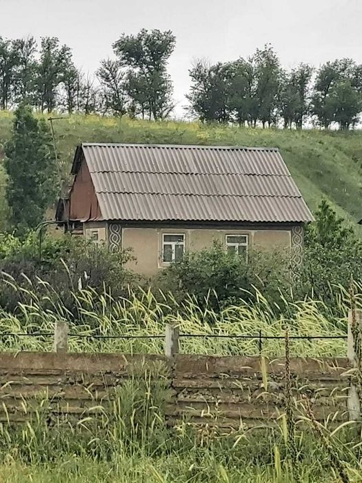 Продается дом-дача с хоз.постройками рядом речка