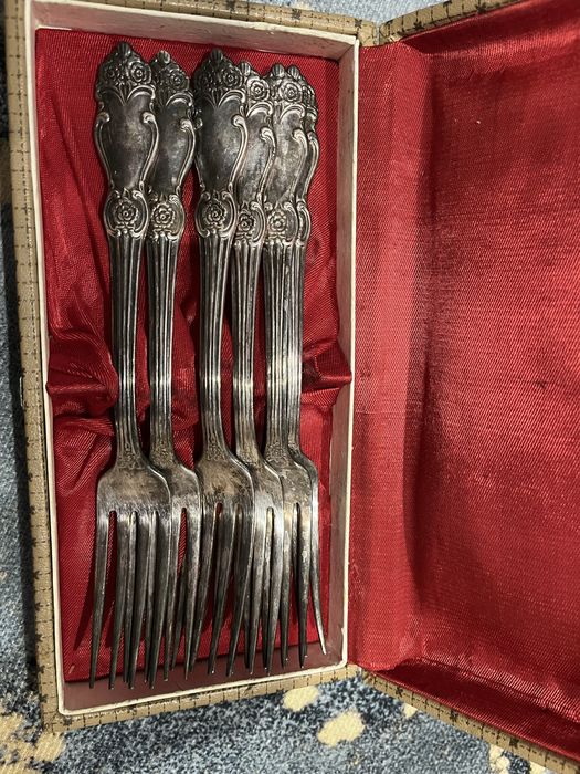 Винтажные вилки.