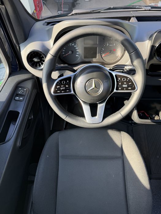 Mercedes sprinter 319