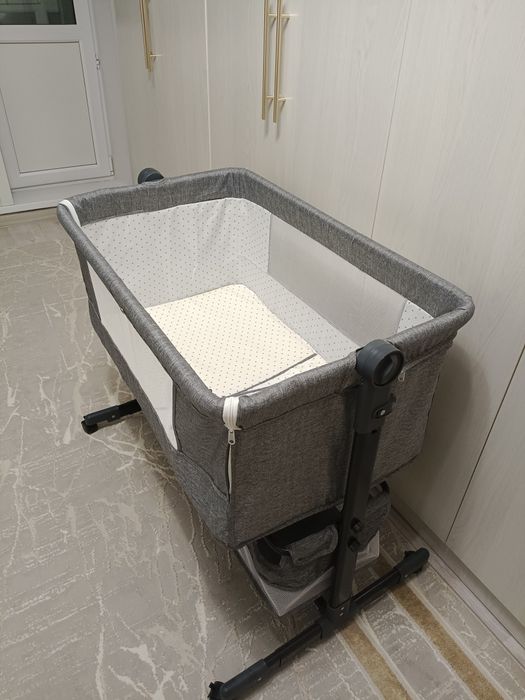 Продам колыбель с маятником