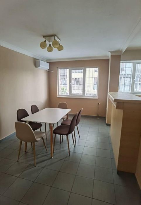 Дава се под наем Тристаен апартамент в София, Манастирски ливади - 130 кв.м за 800 € - Снимка #2