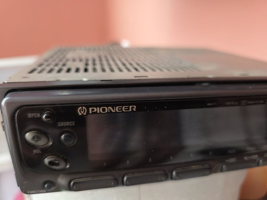 Продавам Pioneer keh-p9200rds