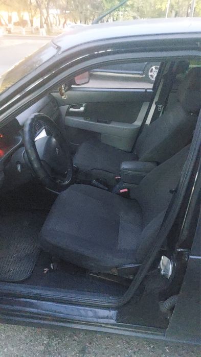 Продам надежный автомобиль