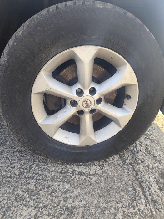 Джанти с гуми -Nissan Navara ADVENTURE -2.5dci-174кс-2006г