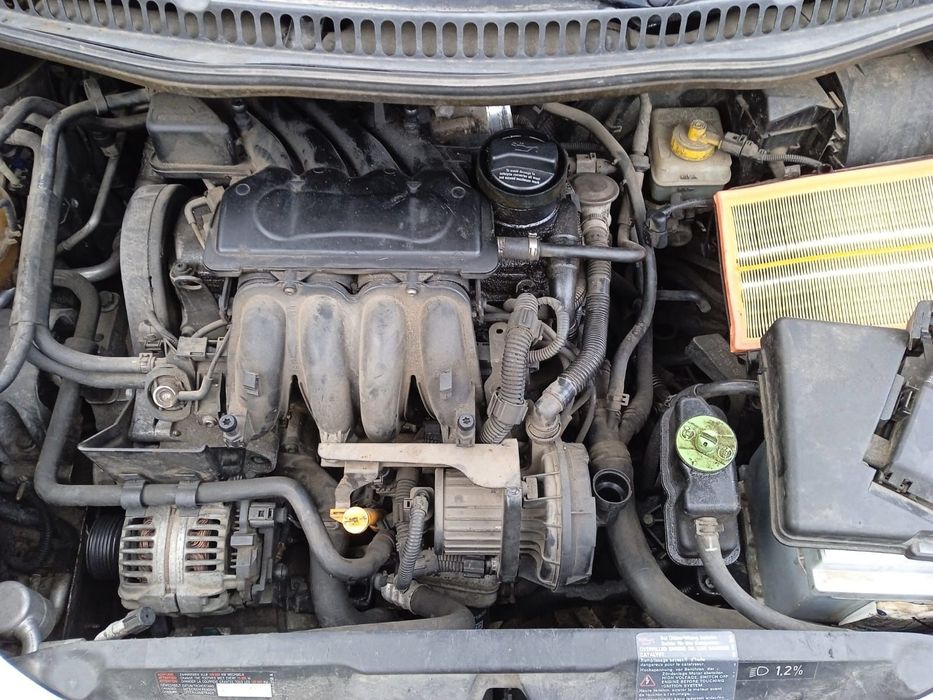 Dezmembrari  VW NEW BEETLE  1998  > 2010 1.6 Benzina