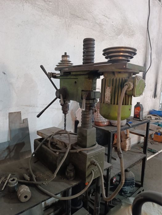 Сверлийный станок тиски