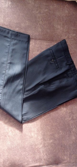 Продам костюм брюки