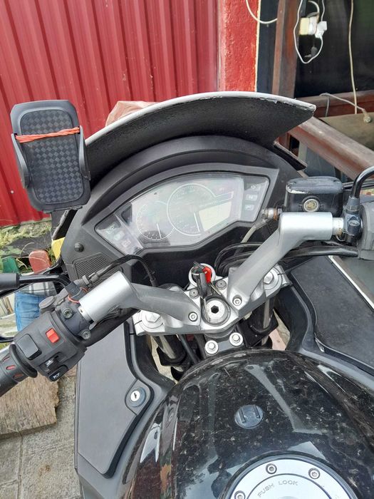 Vand auto si moto sau schimb orice produs cu fiat panda peste 2009