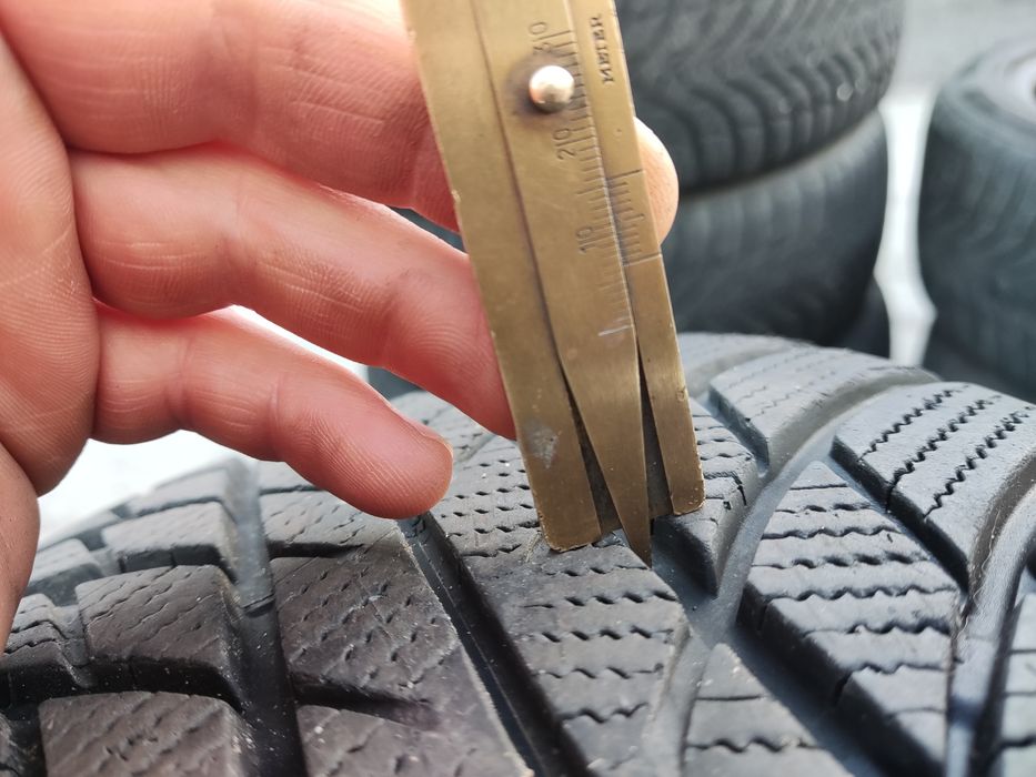 205/55/17 Brigestone