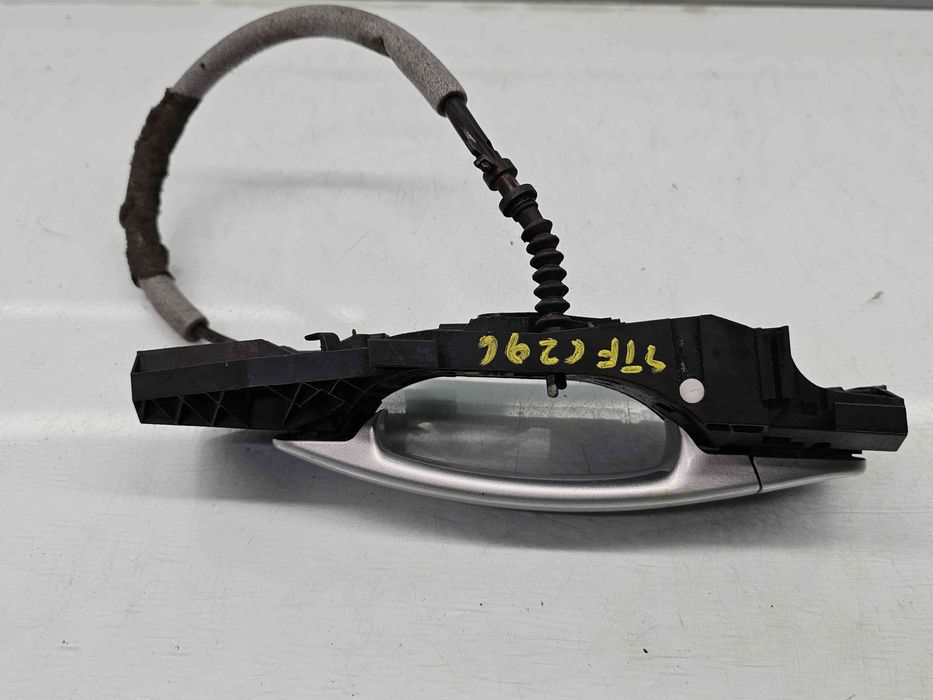 Maner usa stanga fata Volkswagen Jetta 4 (162,163) [Fabr 2010-2016] LA