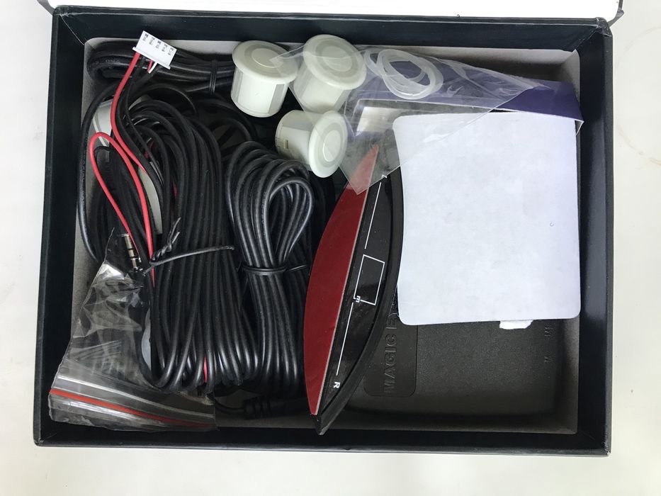 Продам комплект парктроников