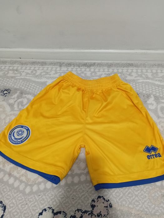 Футбольная форма сборной Казахстана