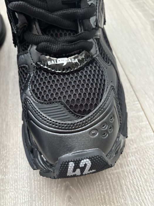 Balenciaga Runner