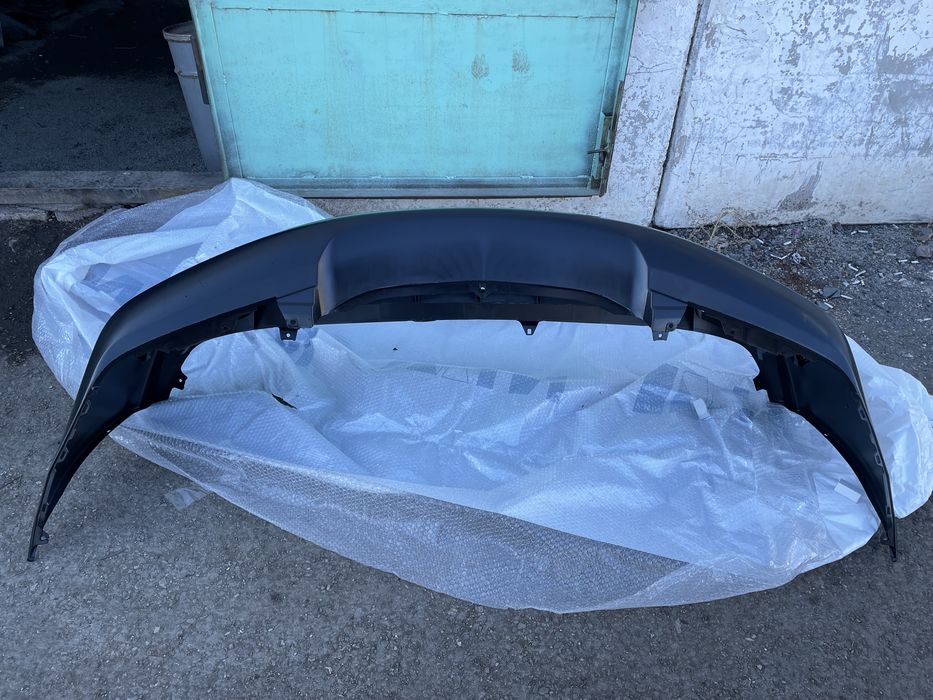 Передний бампер на Lexus Rx 300,330,350