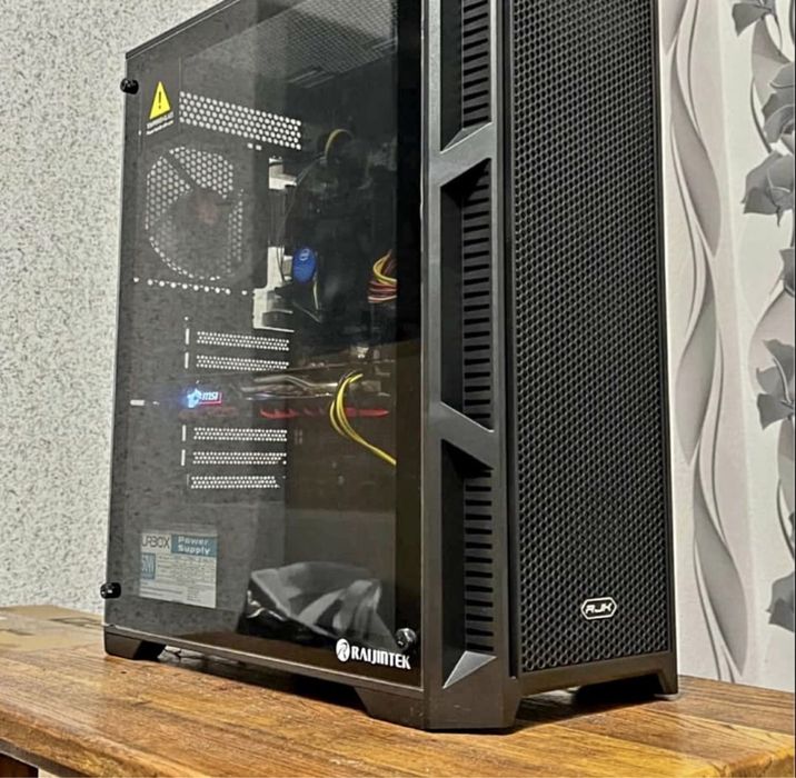 Чисто нова кутия Raijintek