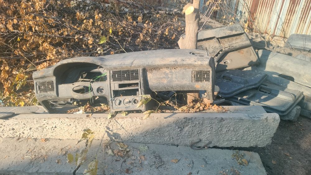 Продам запчасти на ауди 80