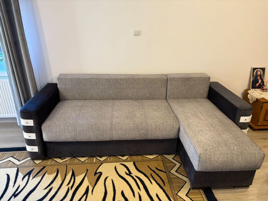 Canapea extensibilă gri