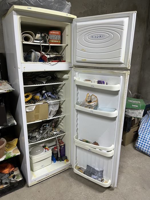 Холодильник сатылады