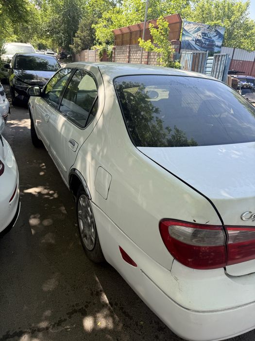 Nissan cefiro 2.0 акп белый жемчуг