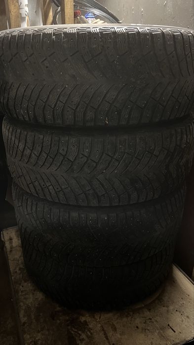 Продам резину 265/60/18