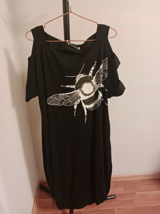 Продам новое платье 54размера