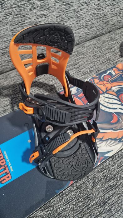 Vand placa snowboard Capita