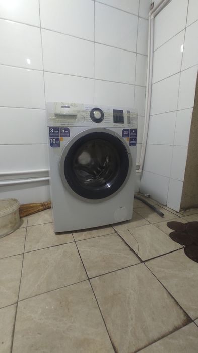 Продаётся стиральная машинка "атлант".