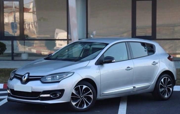 Renault Megane ||| facelift hatchback bose rlink camera navi
