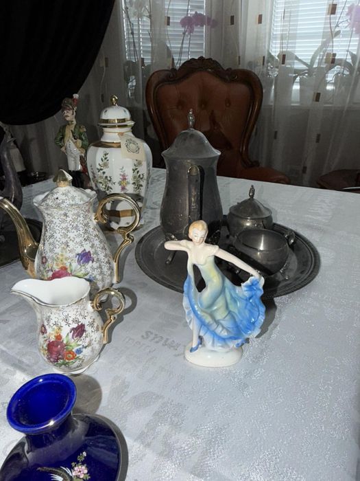 Белгийски порцелан,сервизи