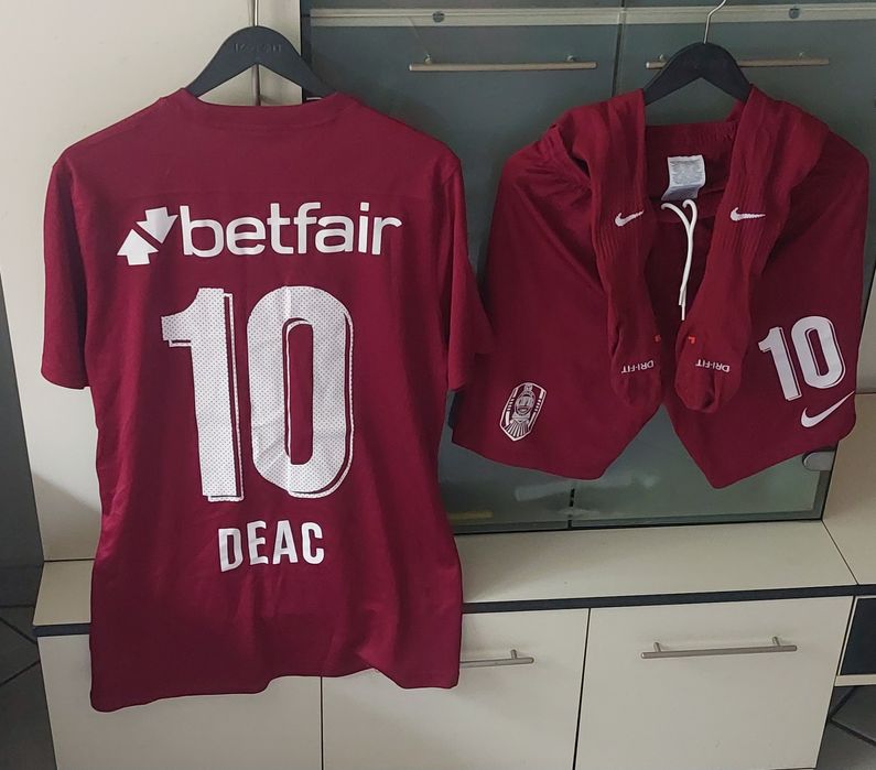 Pături fleece Rapid și tricou CfrCluj