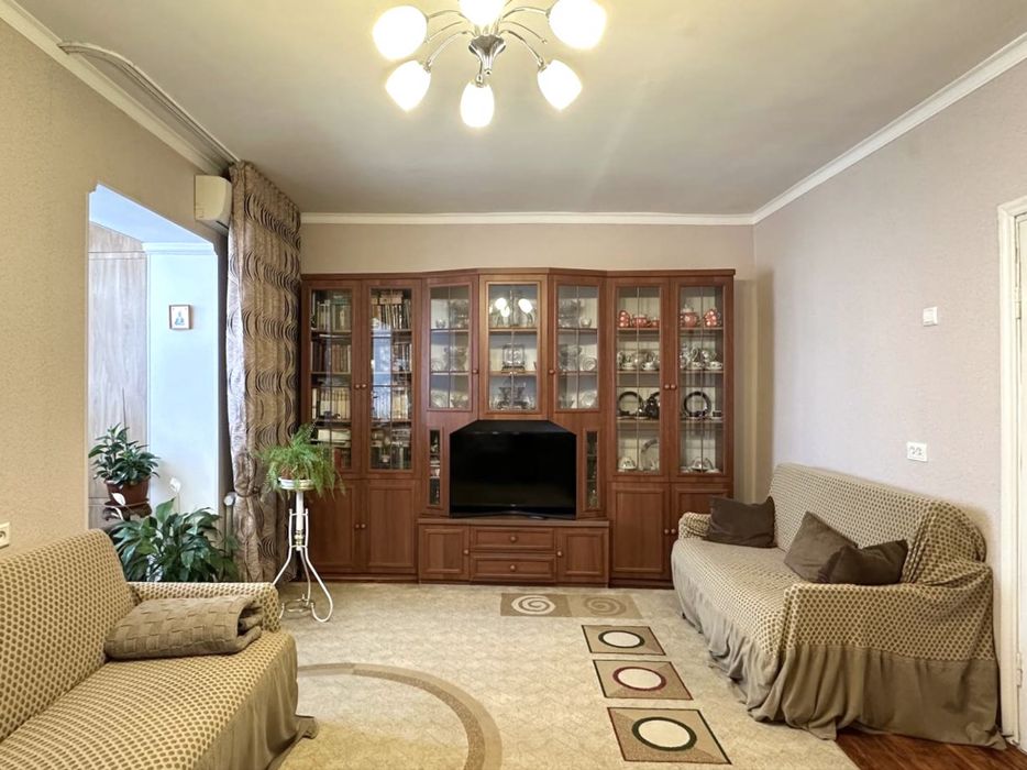 1 Комната 1/3/4 ул. Илтифот, Кадышева, Стания Алмас, Галерейка