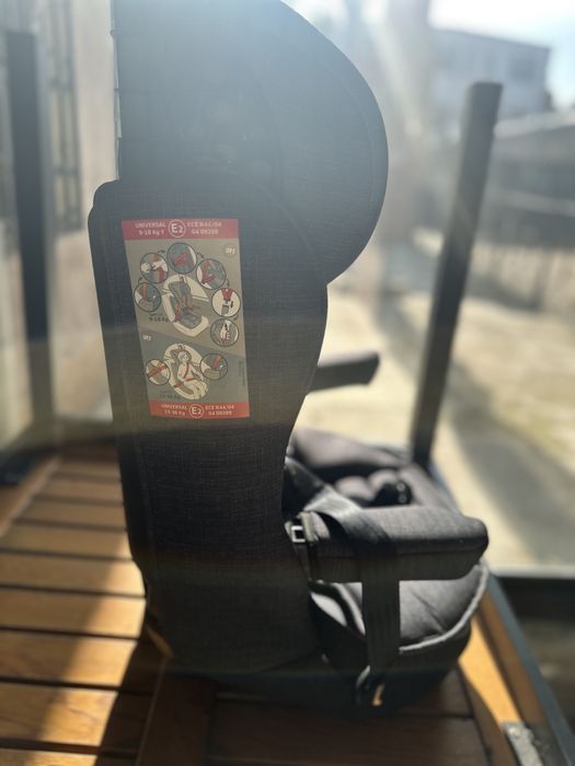 Vand scaun auto pentru copii