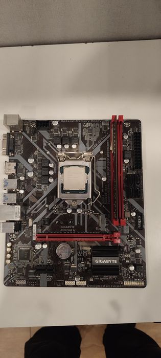 Продам материнскую плату