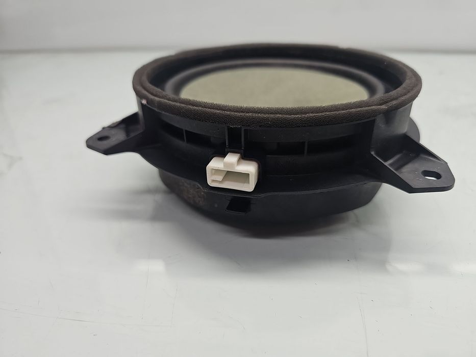 Boxa stanga spate Toyota Rav 4 IV (ZSA4, ALA4) [Fabr 2013-2018] 86160-