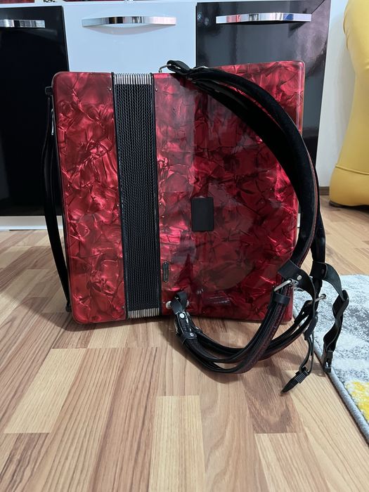 Acordeon Weltmeister Carpice 120 bași