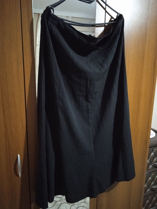 Официални рокли.