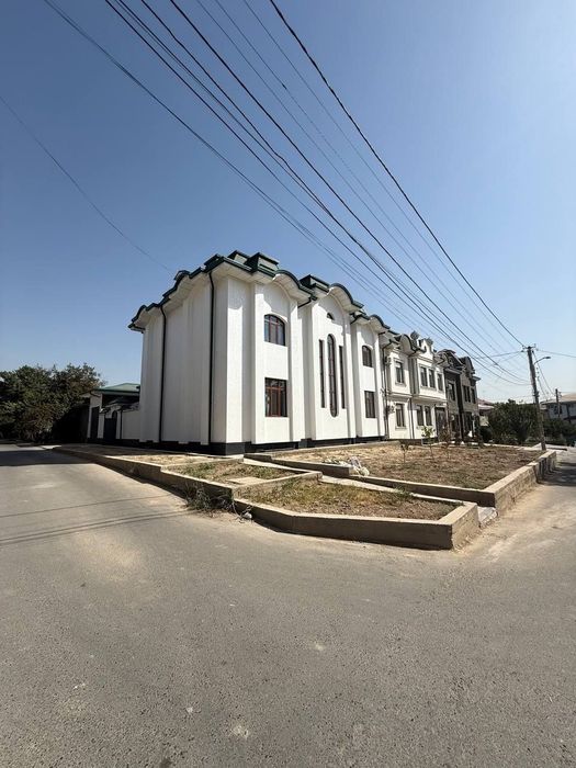 Евродом Домбрабад махаля Угловой, 3.5 соток, 4 уровня, 8 комнат, 5 с/у