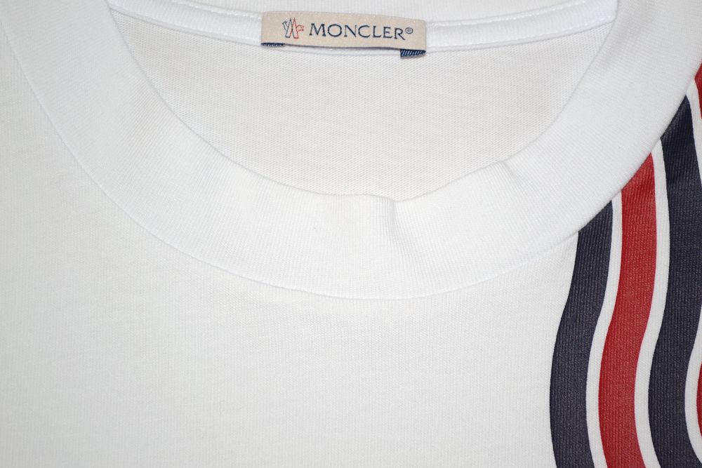 Moncler - мъжка тениска, размер M(oversized)