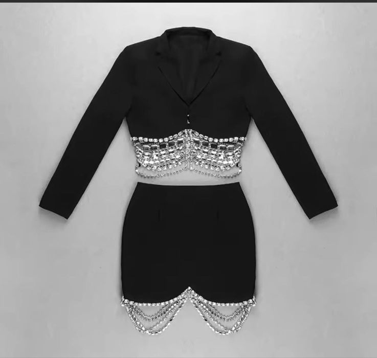 Елегантен дизайнерски комплект