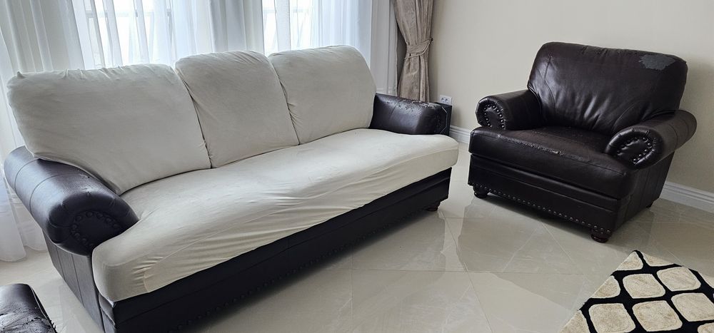 Vând set 3 piese: o canapea și 2 fotolii MOBEXPERT